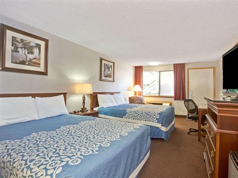 Fairbridge Inn Express Таквила Экстерьер фото
